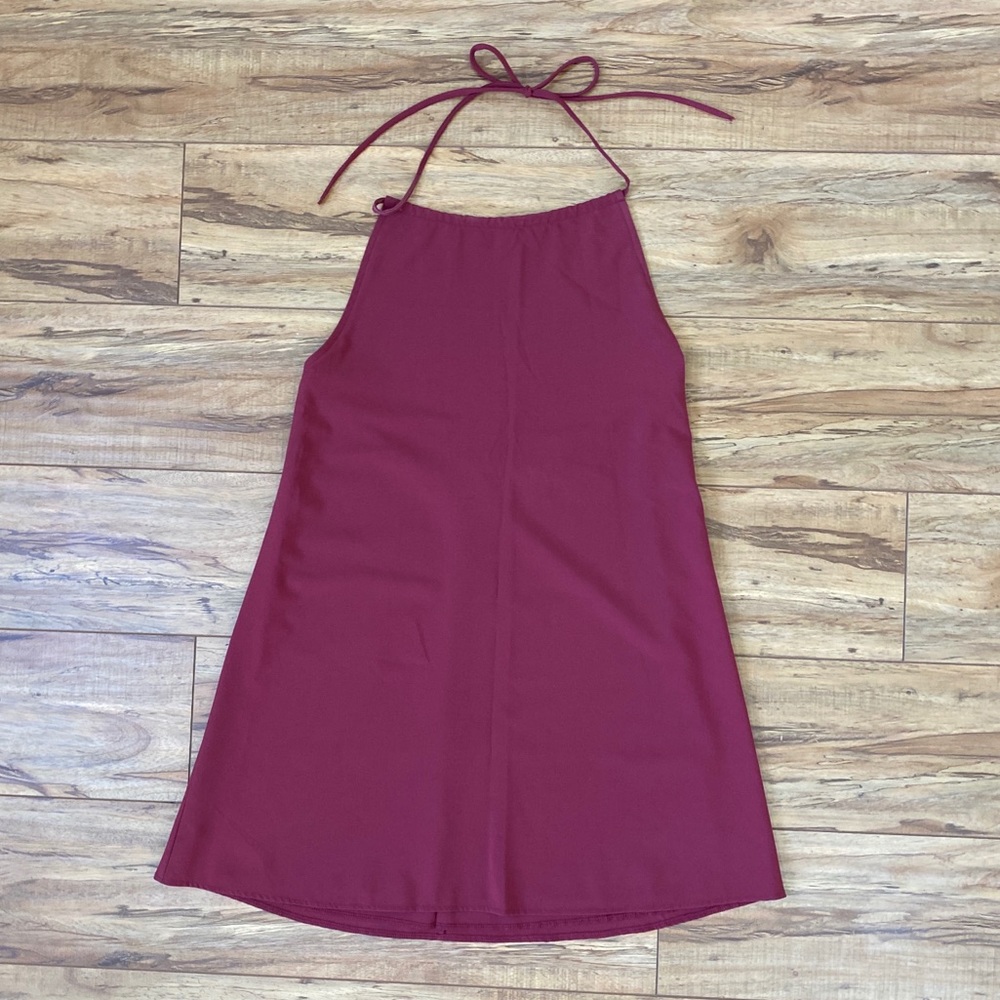 ❗️SOLD❗️ Donna Mizani Burgundy Halter Mini Dress - Picture 2 of 8